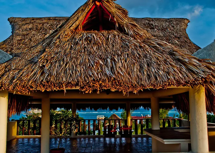 El Moro Hotel